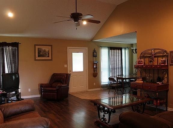 2nd image of 270 County Road 12550