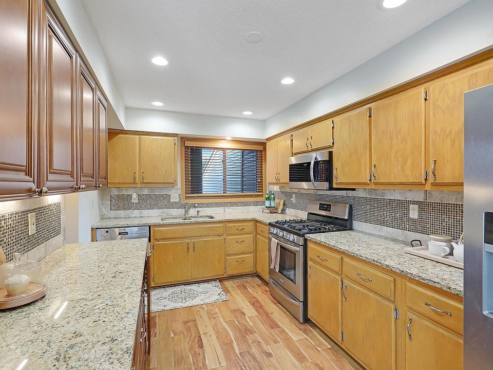 1st image of 8184 Zenith Ct N