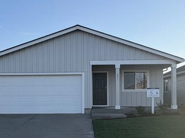 651 Minnesota St, Lebanon, OR 97355