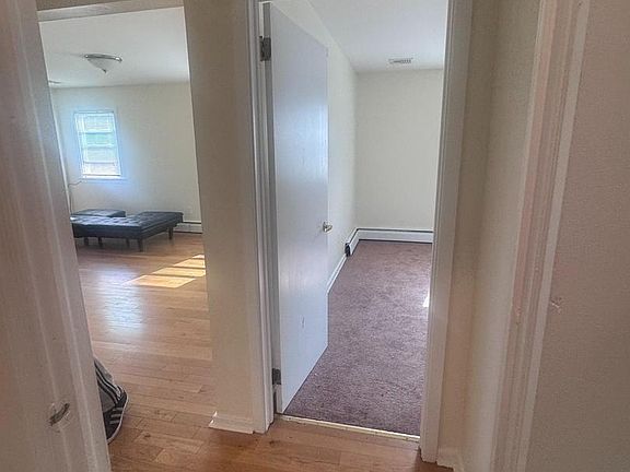 4th image of 214 Bickley Rd Floor 2