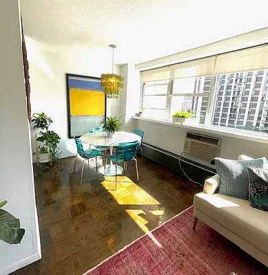 Rented by Level Group | media 17