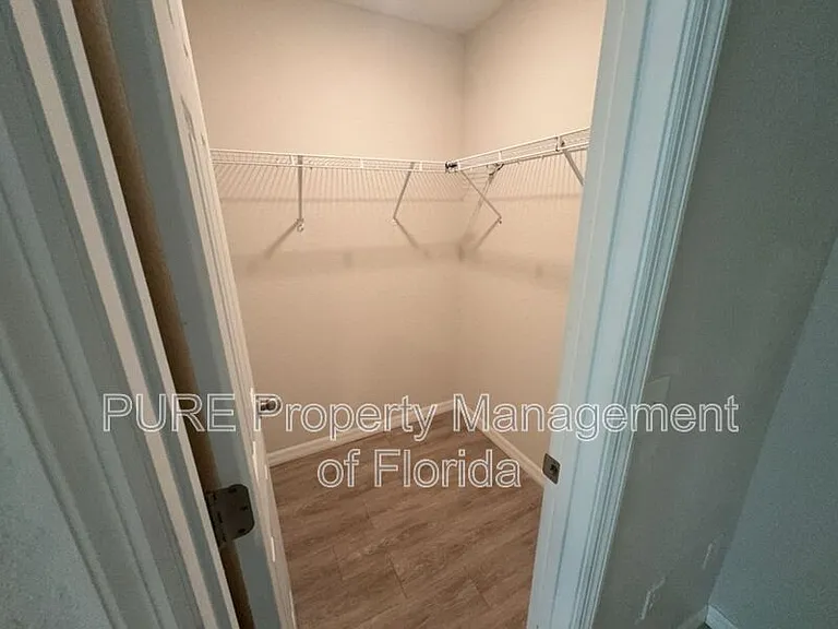15057 SW 21st Ter — Photo 23