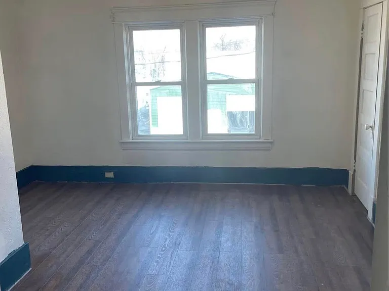183 Central St — Photo 7