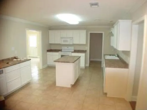 753 Kostmayer Ave, Slidell, LA 70458