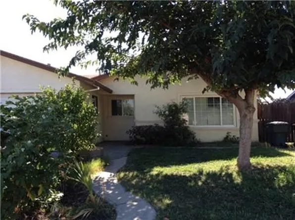 1350 Wrangler Cir, Stockton, CA 95210