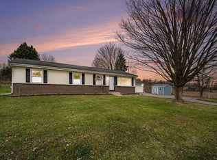 70052 County Road 652, Lawton, MI 49065