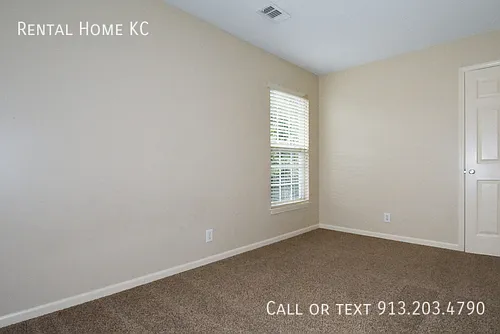 14807 Robinson St — Photo 19