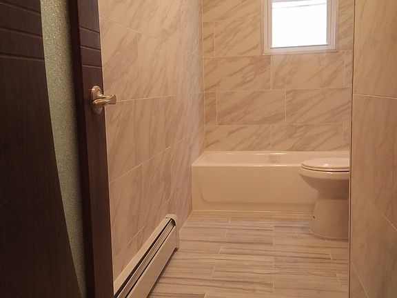 4th image of 924 E 99th St #2