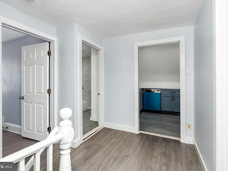 10 Lytle St #5 — Photo 8