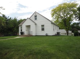 1709 Iowa St, Cedar Falls, IA 50613