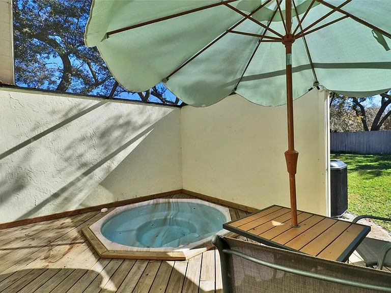 4318 Woodtree Ln — Photo 26