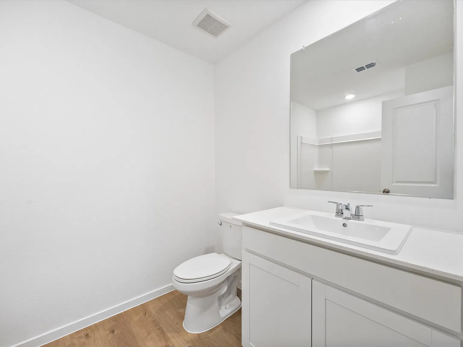 4 bed, 1656 sqft, $2,500 — Photo 3