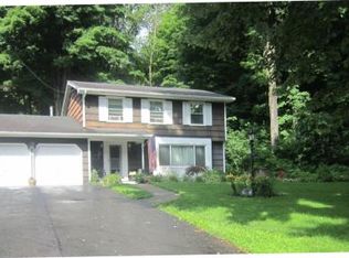 509 Maplewood Ln, Cortland, NY 13045