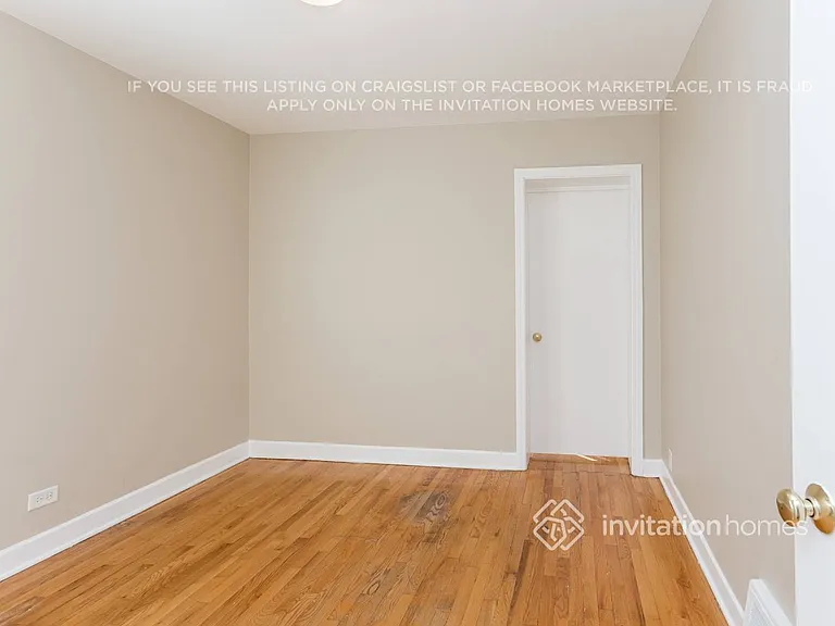 2526 Maple St — Photo 12
