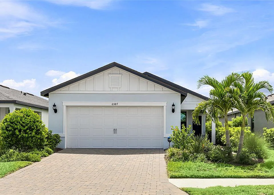 6587 Silverstar Dr