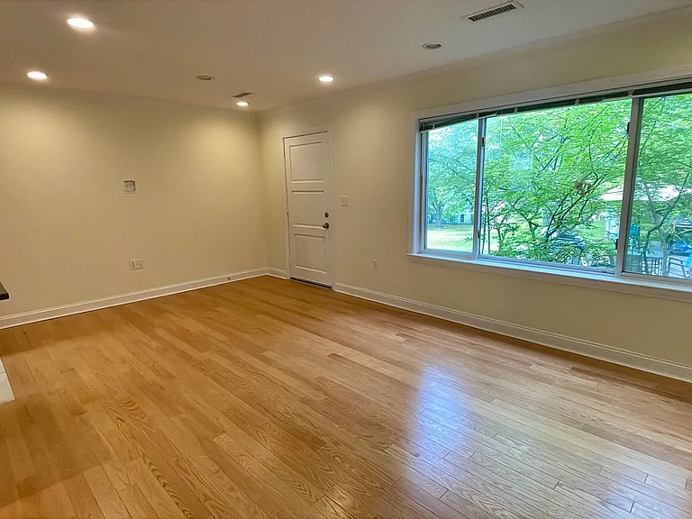 85 Thornton Rd #85 — Photo 14