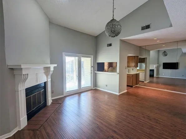 3840 Far West Blvd APT 321, Austin, TX 78731