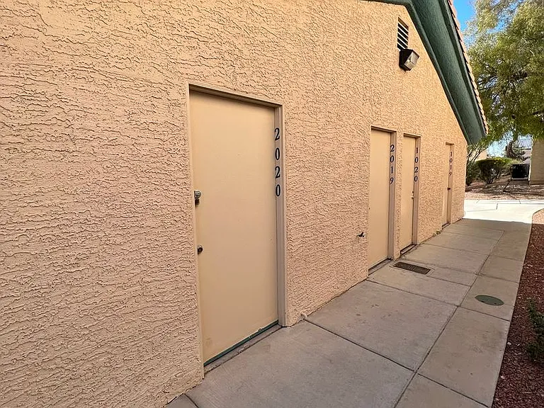 8410 Eldora Ave #2020 — Photo 14