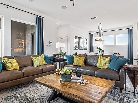 The Parma - Family Room