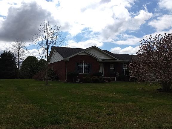 3rd image of 103 Brooklyn Cir