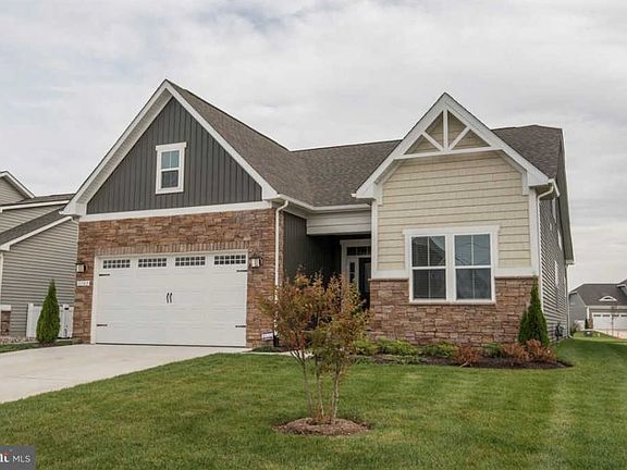 2nd image of 21743 Graves Dr