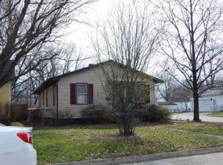 2103 E Lawrence St, Decatur, IL 62521
