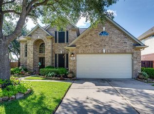 8818 Camber Brook Ct, Houston, TX 77089