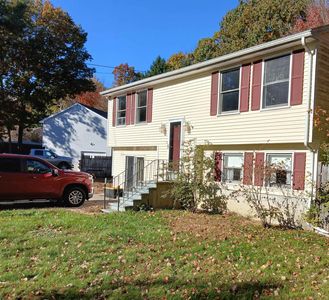 22 Davis Boulevard, Rochester, NH, 03868
