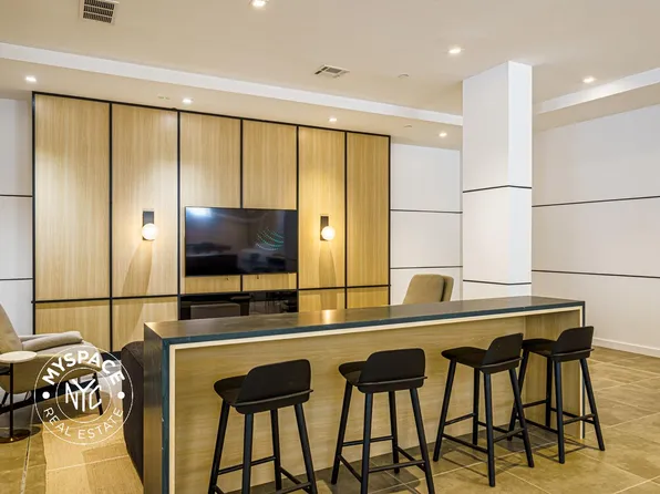 1499 Bedford Avenue image 15 of 35