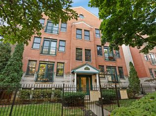 849 W Lakeside Pl APT 3W, Chicago, IL 60640