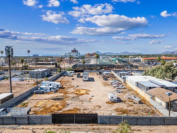 4th image of 2535 E VAN BUREN Street #-