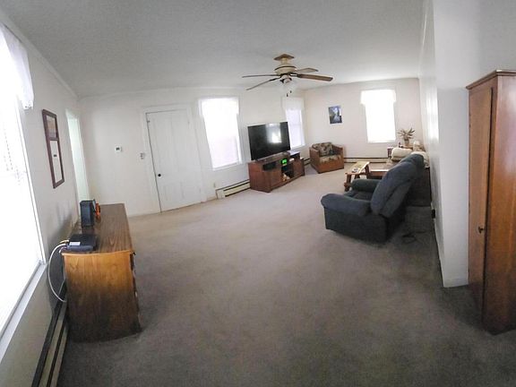 3rd image of 28 Sebago Road