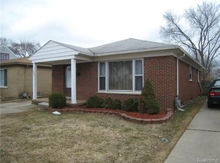 1099 Saint Johns Blvd, Lincoln Park, MI 48146