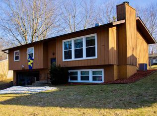 2813 Brandon Rd, Madison, WI 53719