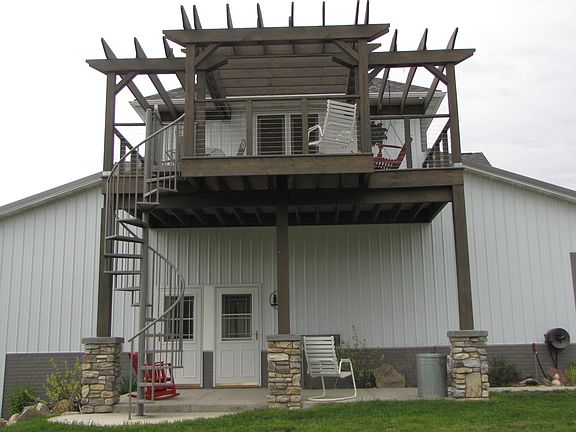 Upper and lower porches