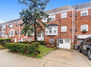 27 Crossgate Rd, Jersey City, NJ 07305