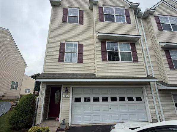 1052 Alliance Dr, Hazleton, PA 18202