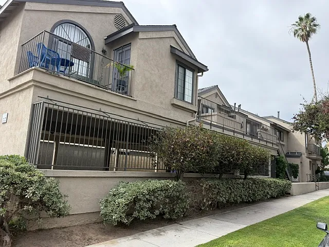 1 bed, 876 sqft, $1,795 — Photo 3