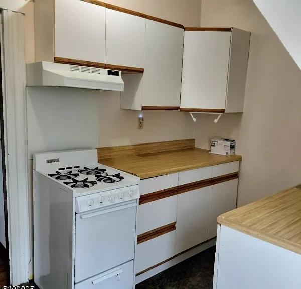 41 Watson Ave — Photo 10