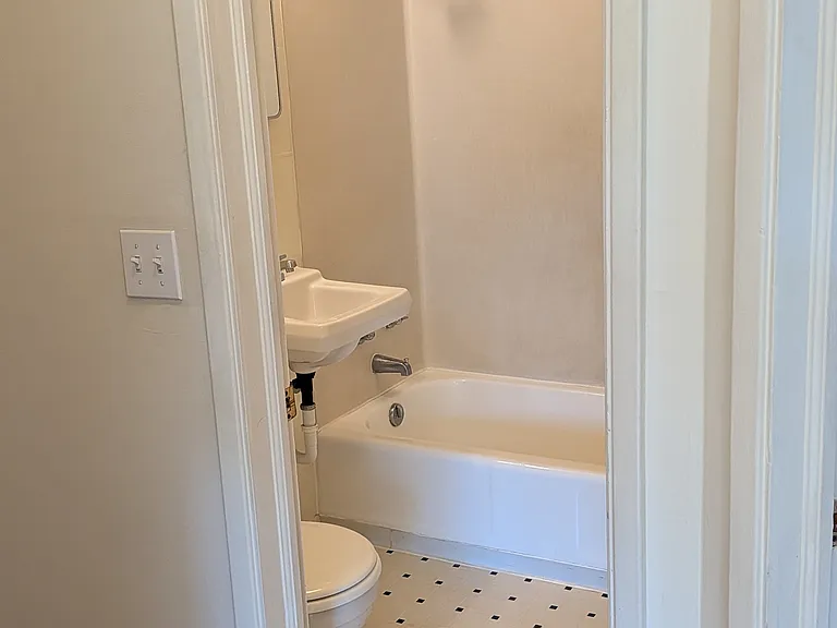 Greenlake South Shore — Photo 15