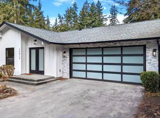 20834 Marine View Dr SW, Seattle, WA 98166