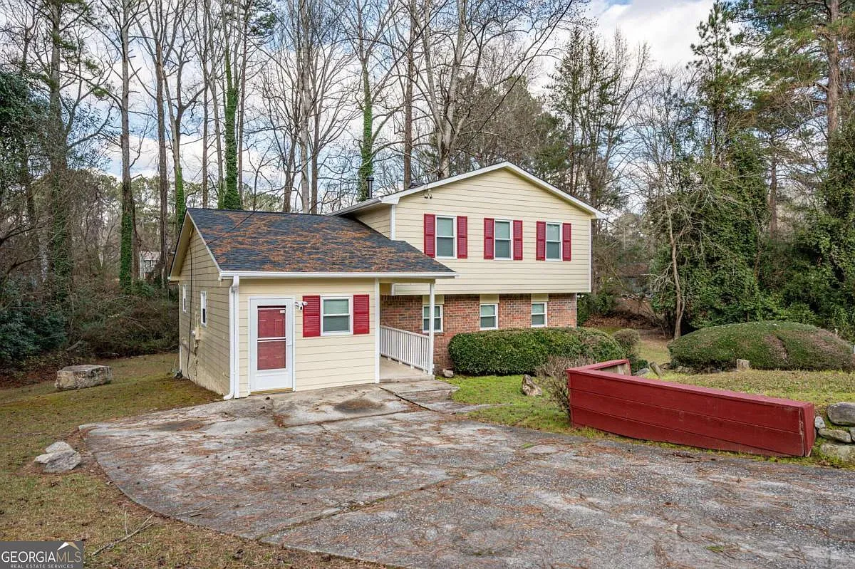 9577 Winding Way Ln photo 1