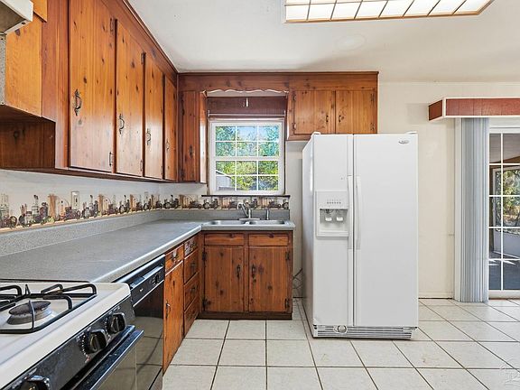 4th image of 1401 John Carroll Rd