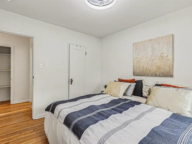 1520 Glencoe St #7 — Photo 15