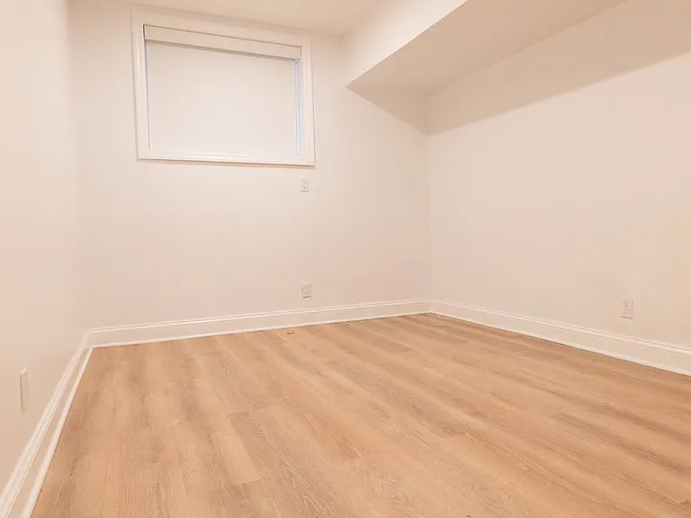 427 Pulaski St #1 — Photo 14