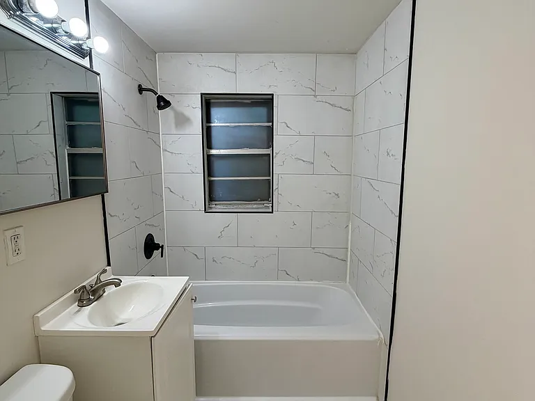 1329 Watts Rd #B — Photo 8