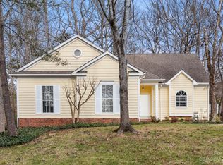 9705 Little River Ct, Matthews, NC 28105