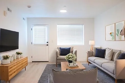 2128 S Sawmill Blvd #D-1404 — Photo 3