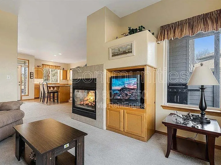 1140 Golden Pheasant Dr — Photo 8