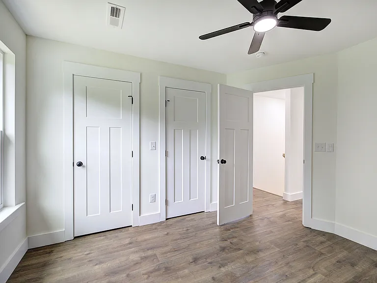124 Robinhood Dr SE #B — Photo 11